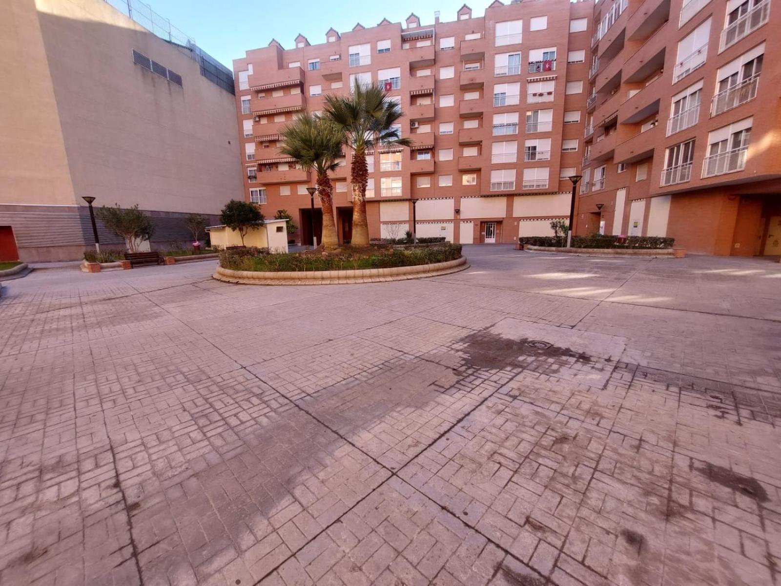 Plaza Del Ayuntamiento Con Parking Pondos Apartment Linares  Luaran gambar